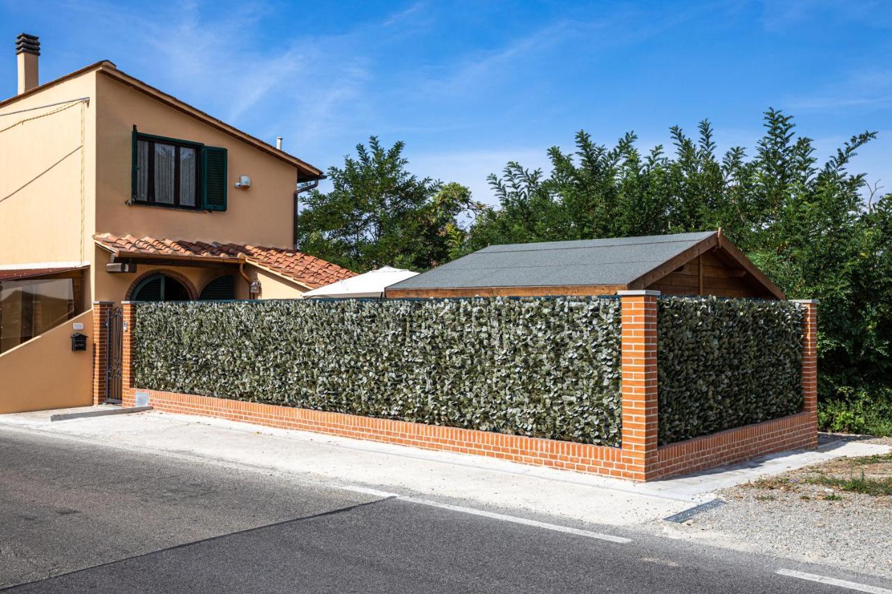 Il Cantuccio Toscano Villa Palaia Bagian luar foto