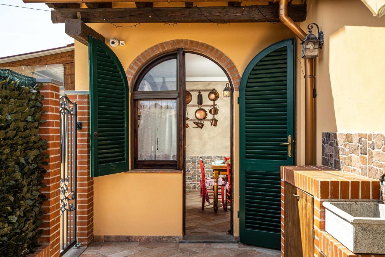 Il Cantuccio Toscano Villa Palaia Bagian luar foto